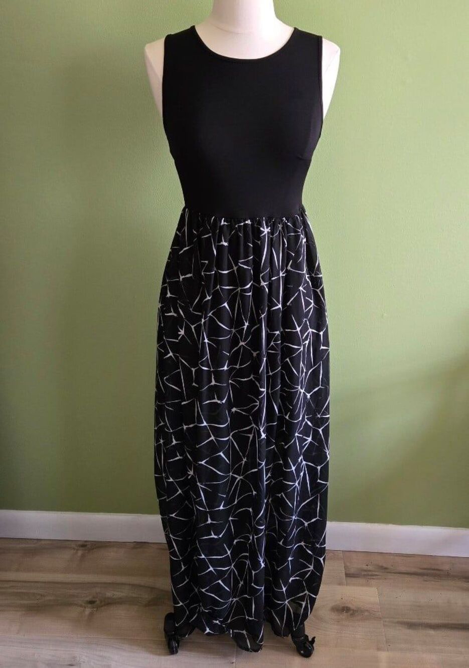 Apt 9 Maxi Dress Size XS Petite